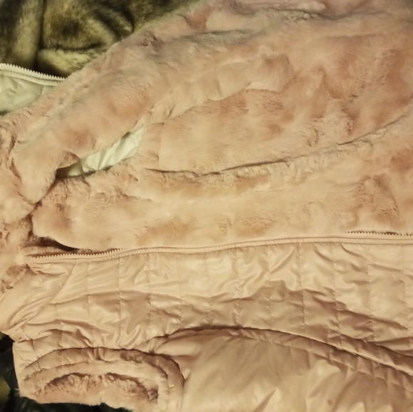 Sleeveless Vest Ladies - Picture 2 of 4